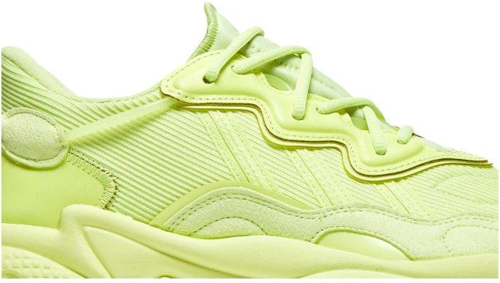 Frozen sales yellow color