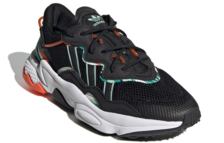 Lookbook アディダス オズウィーゴ "ジオメトリックジャングル" (ブラック) FZ3829