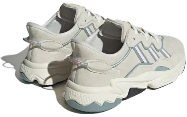 adidas Ozweego 'Blanco Roto Gris Mágico' HP6387 Lookbook adidas Ozweego 'Blanco Roto Gris Mágico' HP6387