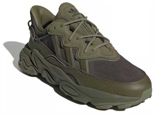 adidas Ozweego 'Shadow Olive' Bayang Zaitun IF7915 Lookbook adidas Ozweego 'Shadow Olive' Bayang Zaitun IF7915