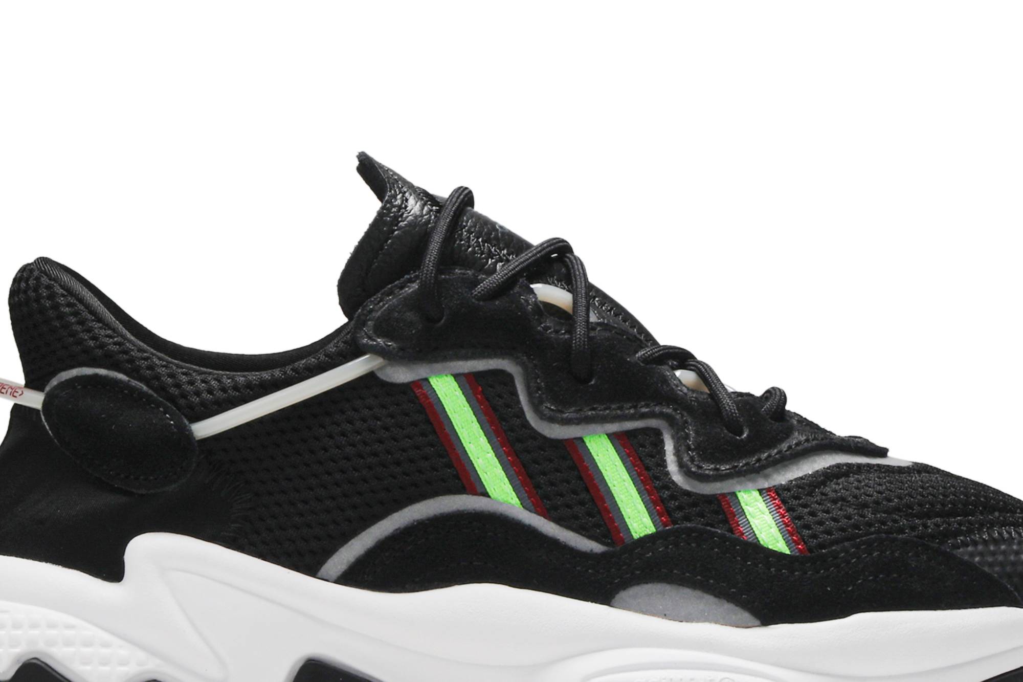 Order アディダス オズウィーゴ "ソーラーグリーン" EE7002