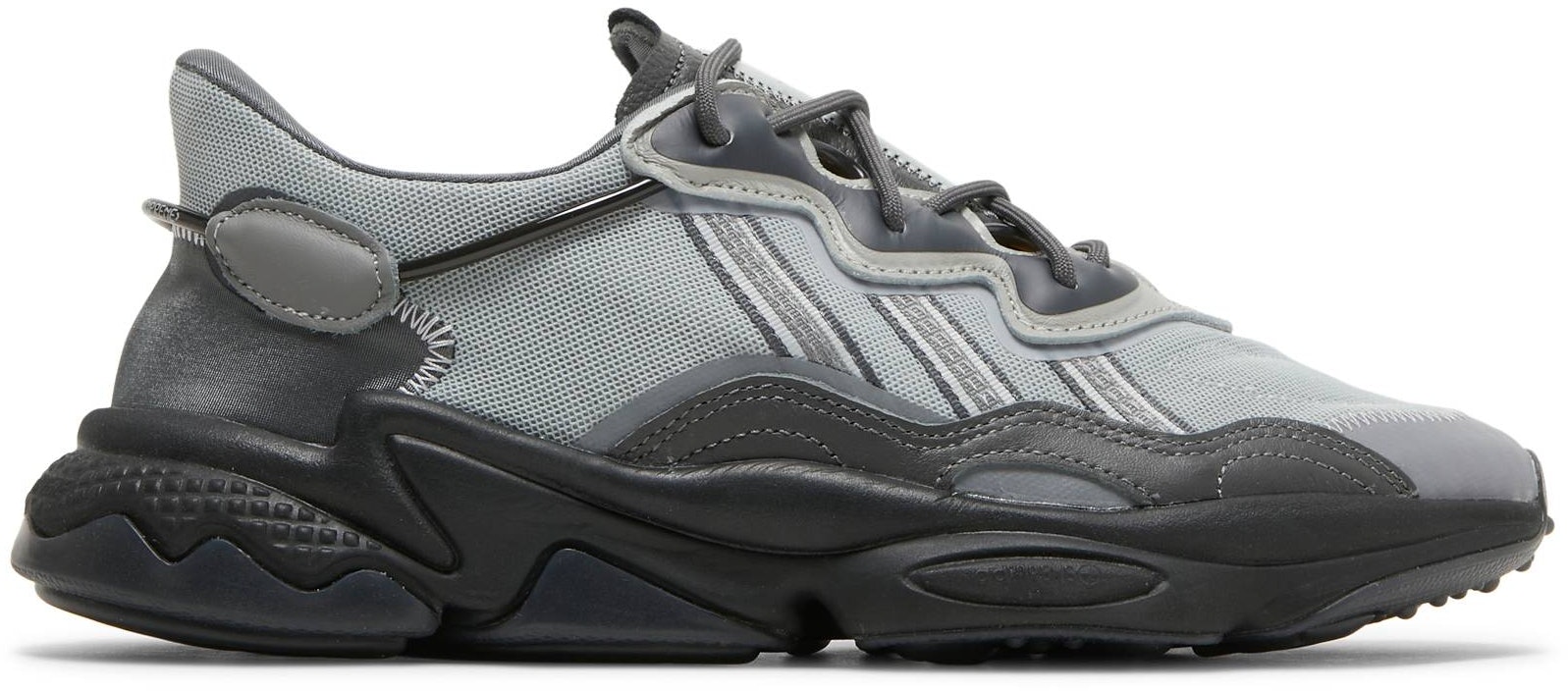 adidas-ozweego-triple-grey