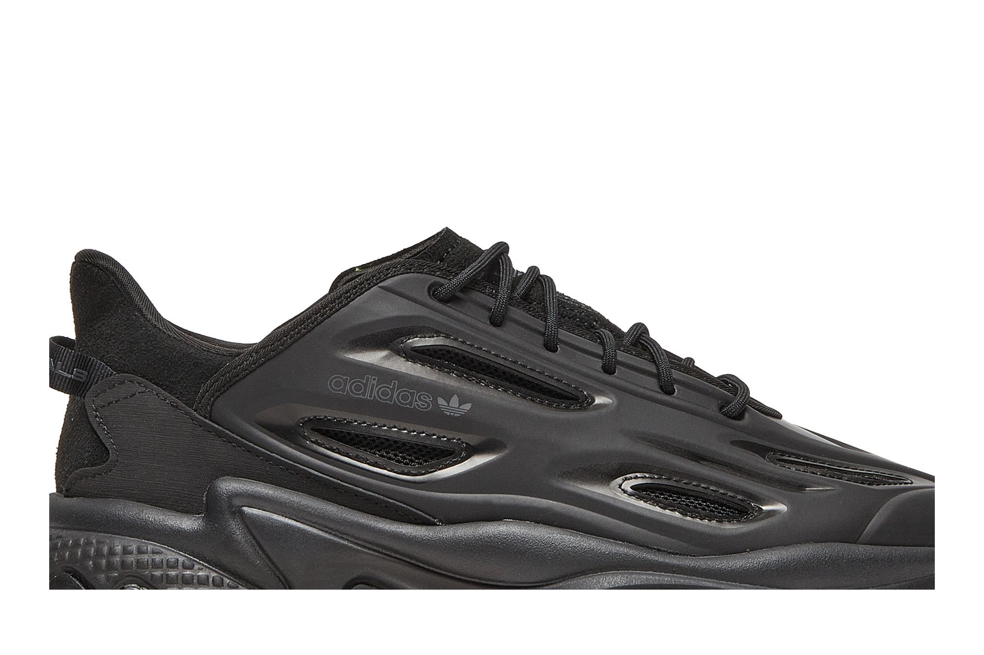 Lookbook adidas Ozweego Celox ''Nero'' GZ5230