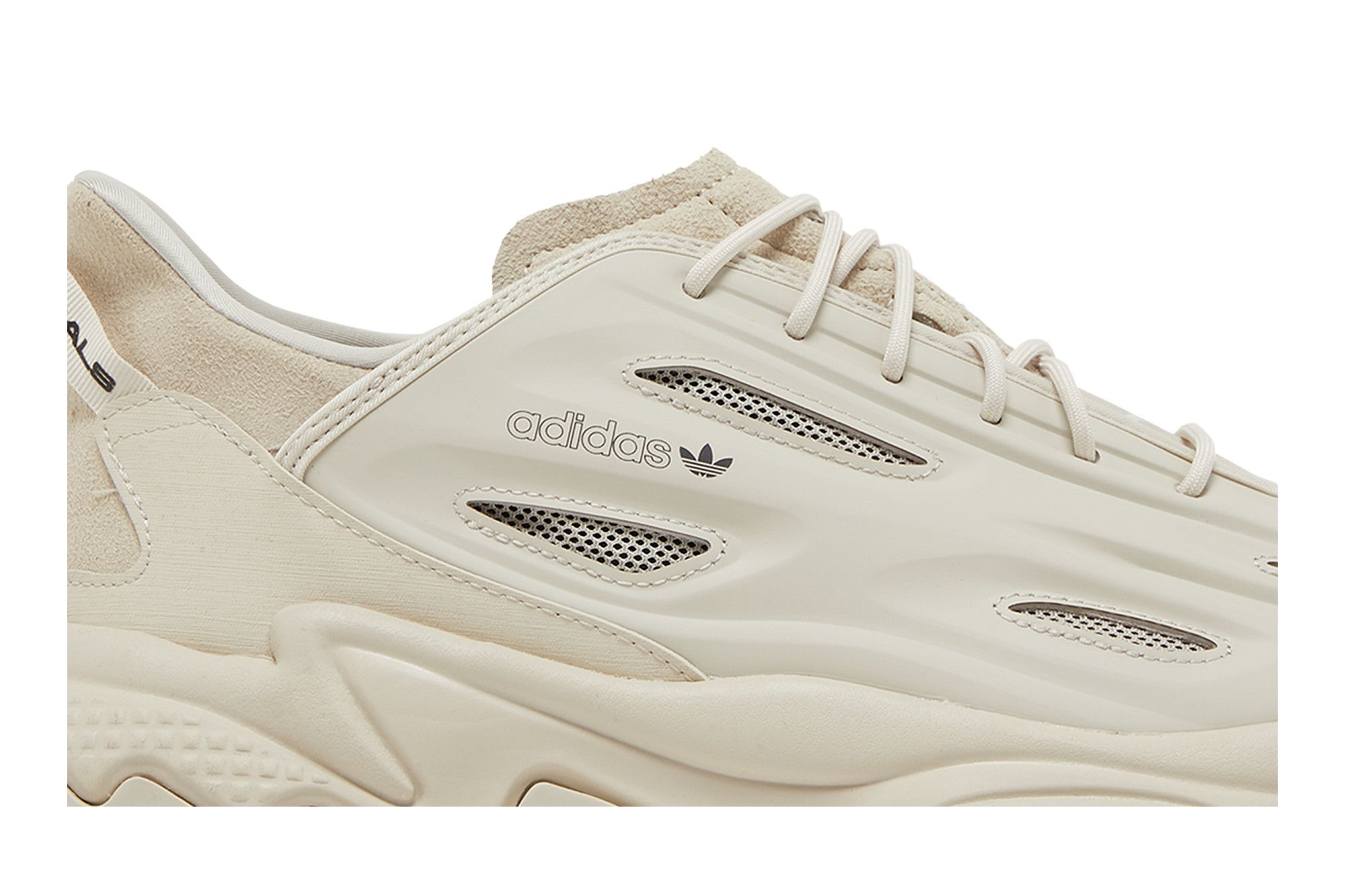Lookbook 阿迪达斯 Ozweego Celox 'Bliss' 运动鞋 GZ5231
