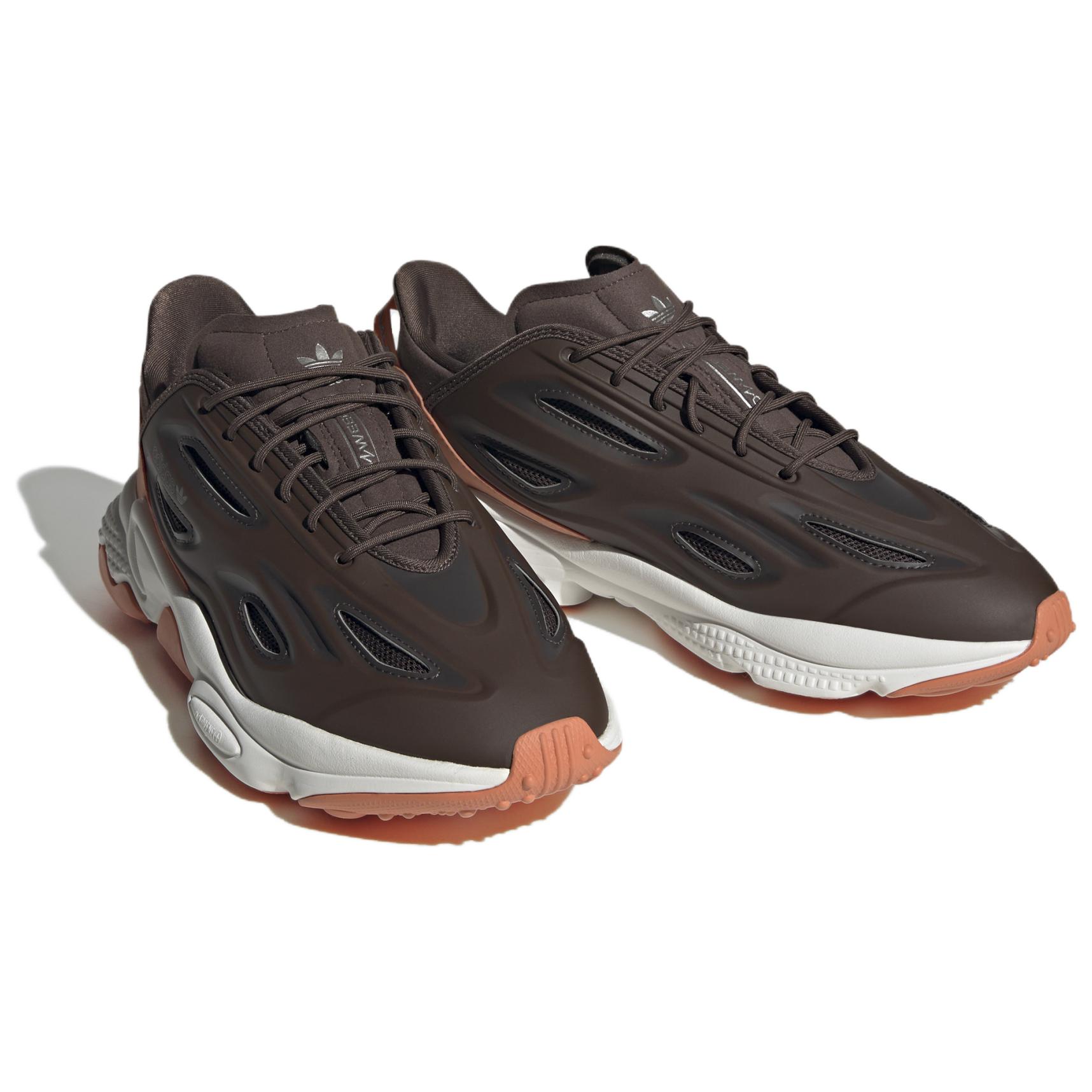 Lookbook adidas Ozweego Celox ''Rame Marrone Hazy'' HQ8815