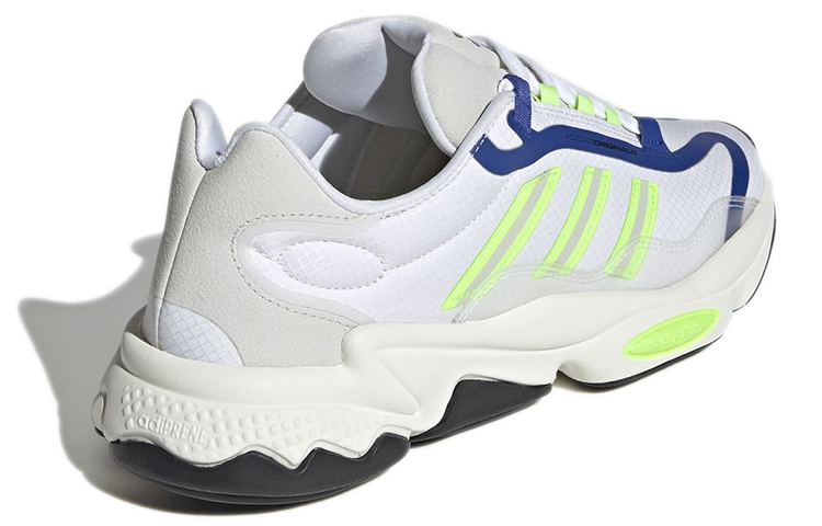 Shop 阿迪達斯 Ozweego Pure '白色信號綠' GZ9178