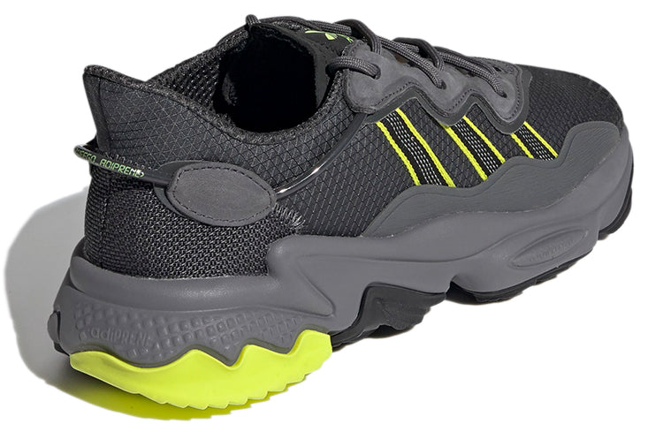 Shop 아디다스 오즈위고 TR '그레이 세미 솔라 옐로우' FV9675