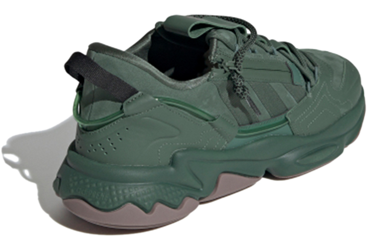 Shop アディダス オズウィーゴ ジップ "グリーンオキサイドガム" GZ2646