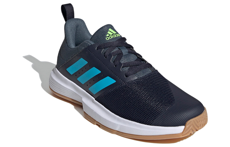 Lookbook adidas Performance Essence Indoor Schuhe FU8395