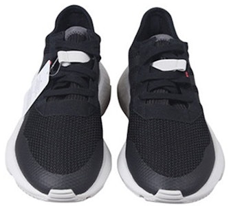 adidas POD-S3.1 'Core Black Grey Five' Hitam Kelabu Original EE8856 Lookbook adidas POD-S3.1 'Core Black Grey Five' Hitam Kelabu Original EE8856