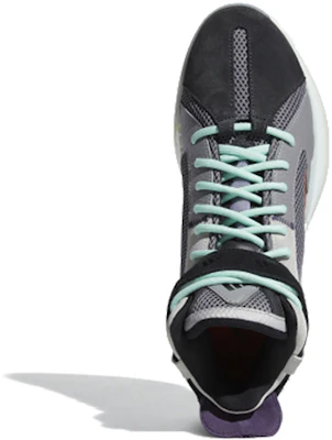 adidas Posterize 減震防滑 中筒 復古籃球鞋 男款 黑銀 Shop adidas Posterize 減震防滑 中筒 復古籃球鞋 男款 黑銀