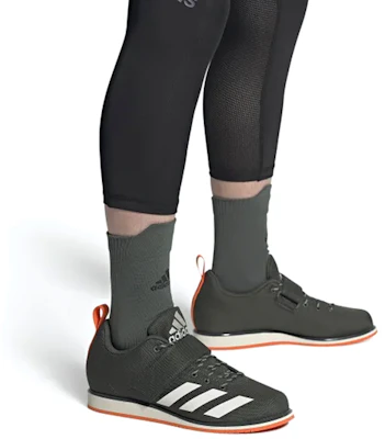 adidas Powerlift 4 ''Legend Earth'' Sollevamento Pesi FV6597 Sizing adidas Powerlift 4 ''Legend Earth'' Sollevamento Pesi FV6597