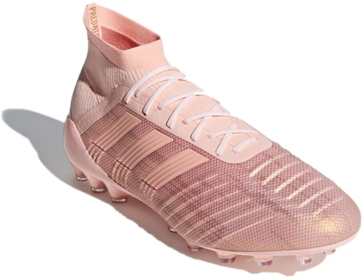 adidas Predator 18.1 AG Padang Rumput Tiruan 'Pink Biru' DB3481 Lookbook adidas Predator 18.1 AG Padang Rumput Tiruan 'Pink Biru' DB3481