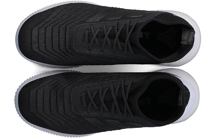 Shop 阿迪达斯 Predator 19.1 TR '黑白' F35849