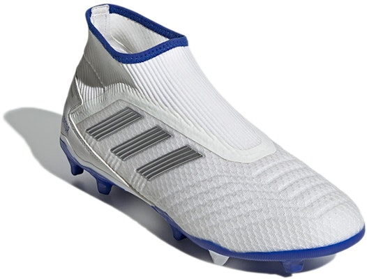 adidas PREDATOR 19.3 LL FG 'Putih Biru' untuk Padang Keras F99729 Lookbook adidas PREDATOR 19.3 LL FG 'Putih Biru' untuk Padang Keras F99729