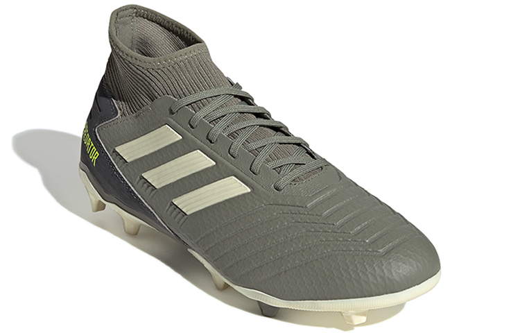 Lookbook アディダス プレデター 19.3 FG 灰白緑 EF8208