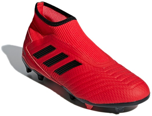 adidas Predator 19.3 Tanpa Tali FG 'Merah Aktif Hitam' F99730 Lookbook adidas Predator 19.3 Tanpa Tali FG 'Merah Aktif Hitam' F99730