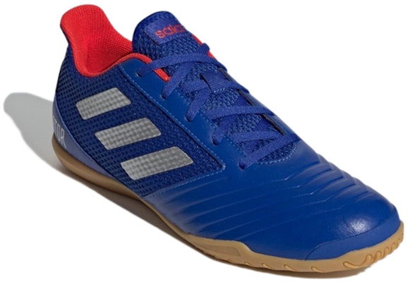 愛迪達 Predator 19.4 IN SA 防滑耐磨足球鞋 藏藍色 Lookbook 愛迪達 Predator 19.4 IN SA 防滑耐磨足球鞋 藏藍色