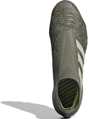 プレデター 19+ AG (人工芝) FV6415 Order プレデター 19+ AG (人工芝) FV6415