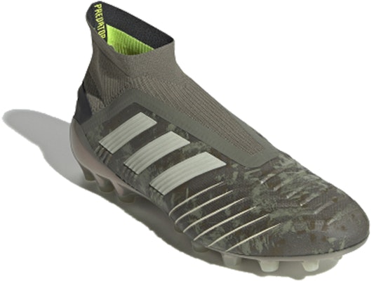 プレデター 19+ AG (人工芝) FV6415 Lookbook プレデター 19+ AG (人工芝) FV6415