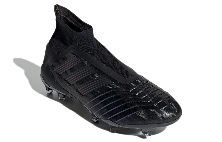 Lookbook 阿迪达斯 Predator 19+ FG 耐磨防滑 低帮足球鞋 墨黑