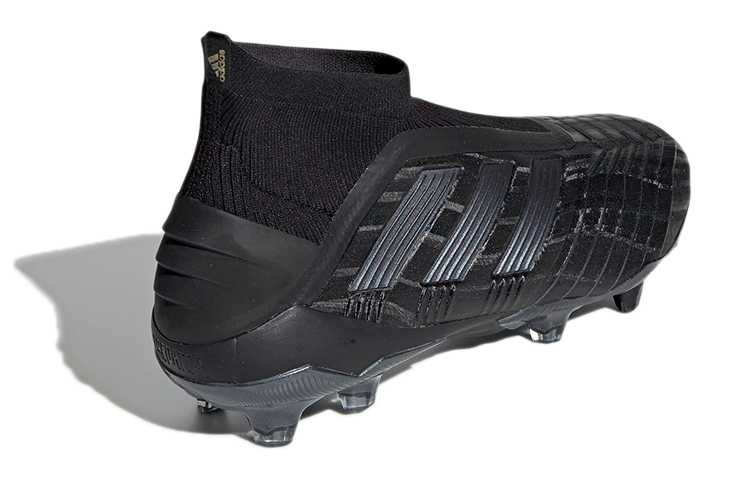 Shop adidas Predator 19+ FG 'Triple Black' Botas de Fútbol Negra Total F35612