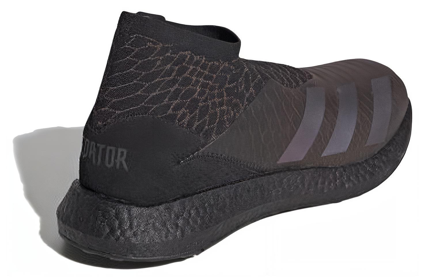 Shop 아디다스 프레데터 20.1 TR ADV '블랙' EH2944