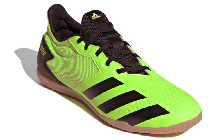 Lookbook 阿迪達斯 Predator Mutator 20.4 黃綠