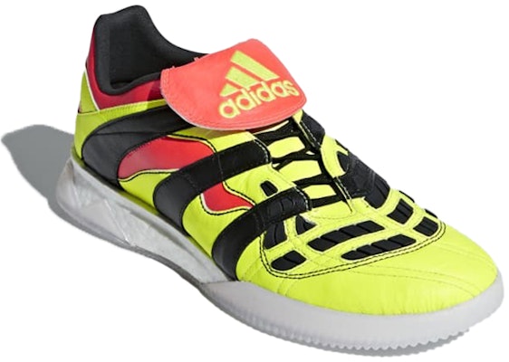 아디다스 프레데터 액셀러레이터 '일렉트릭' (Adidas Predator Accelerator 'Electric' ) CG7051 Lookbook 아디다스 프레데터 액셀러레이터 '일렉트릭' (Adidas Predator Accelerator 'Electric' ) CG7051