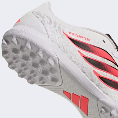 adidas Predator CLUB Voetbalschoenen Turf - Wit/Solar Turbo/Zwart. IH2113 1