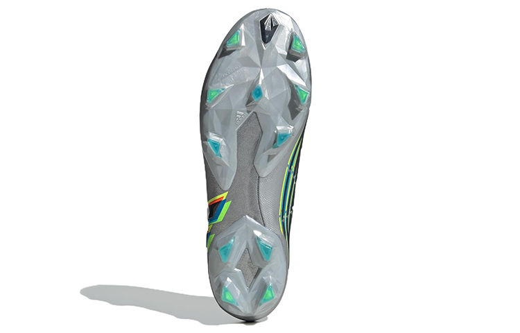 Shop 阿迪达斯 Predator Edge.1 FG 银色金属黑足球鞋 HR1573