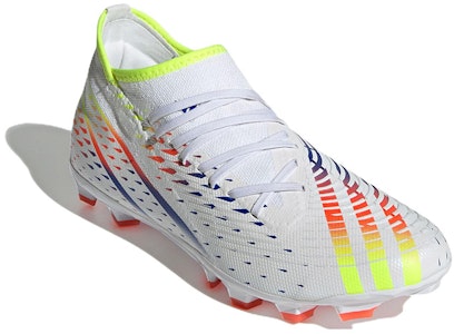 adidas Predator Edge.3 MG 多功能場地 防滑耐磨 足球鞋 白黃藍 Lookbook adidas Predator Edge.3 MG 多功能場地 防滑耐磨 足球鞋 白黃藍