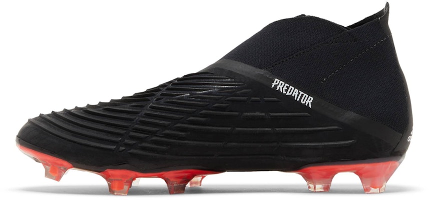 プレデター エッジ94+ FG 黒/ソーラーレッド HP9135 Lookbook プレデター エッジ94+ FG 黒/ソーラーレッド HP9135
