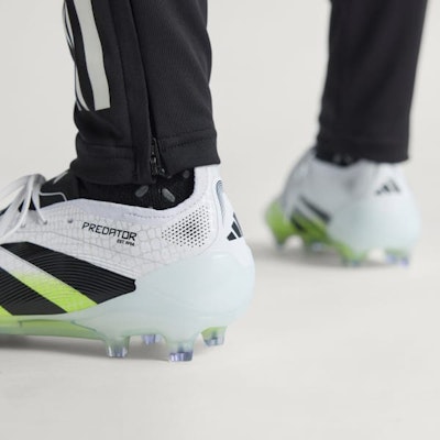 Adidas Predator ELITE FG Sepatu Bola Putih/Hitam/Lemon JI1082 1