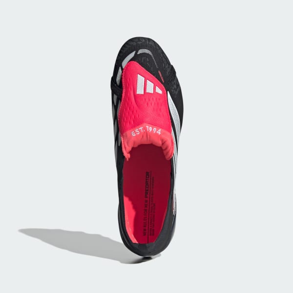 Lookbook 아디다스 프레데터 엘리트 접이식 텅 HG 축구화 코어블랙/클라우드화이트/루시드레드 KI6300