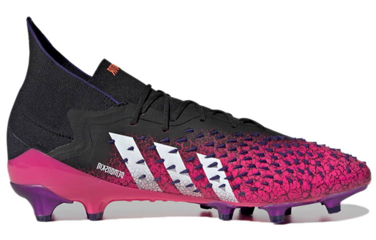 Order adidas Predator Freak.1 AG 粉黑色轉換為台灣市場的產品名：adidas Predator Freak.1 AG 粉紅黑色