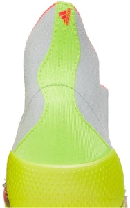 阿迪达斯Predator Freak.1 FG“恶魔皮肤-数码狂热” FY6258 Sizing 阿迪达斯Predator Freak.1 FG“恶魔皮肤-数码狂热” FY6258