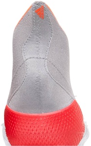 プレデター フリーク.1 FG 白/ソーラーレッド FY6255 Sizing プレデター フリーク.1 FG 白/ソーラーレッド FY6255