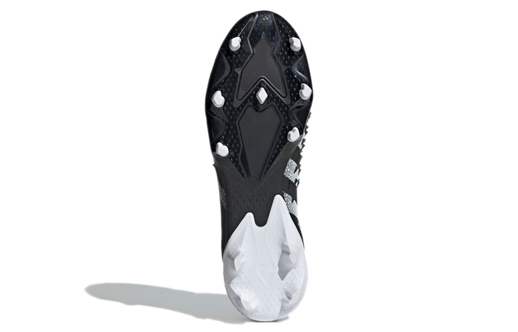 Details for 阿迪达斯Predator Freak.2 FG "Demonskin 黑白"足球鞋 S42979
