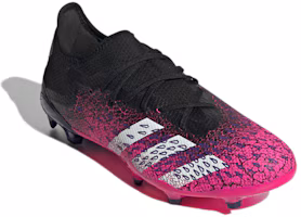 Lookbook adidas Predator Freak.3硬地足球鞋 粉白黑