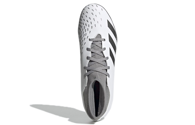 Purchase adidas Predator Freak.4 摩擦耐滑足球鞋 白灰
