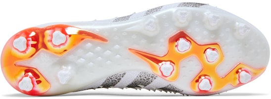 プレデター フリーク+ AG 白/ソーラーレッド FY8426 Shop プレデター フリーク+ AG 白/ソーラーレッド FY8426