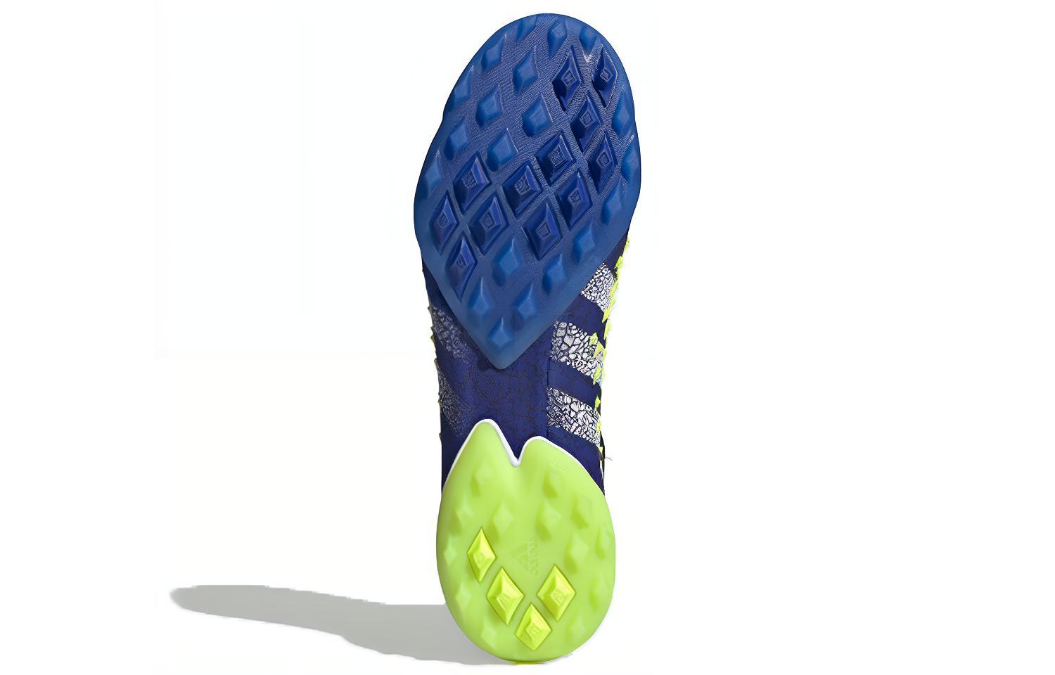 Details for adidas Predator Freak+ Sans Lacets TF ''Demonskin - Noir'' FY0753