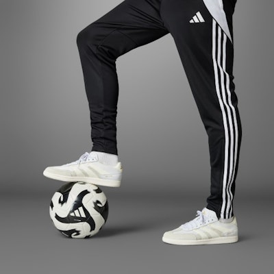 adidas Predator Freestyle 'Off White' Sepatu IH4795 1