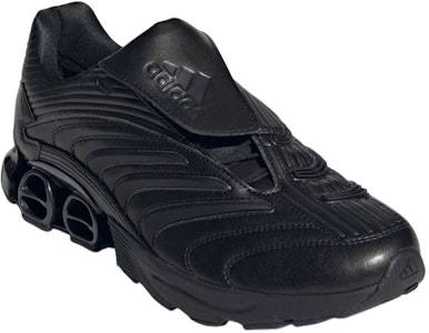 adidas Predator Megaride Hitam Penuh JP7120 Lookbook adidas Predator Megaride Hitam Penuh JP7120