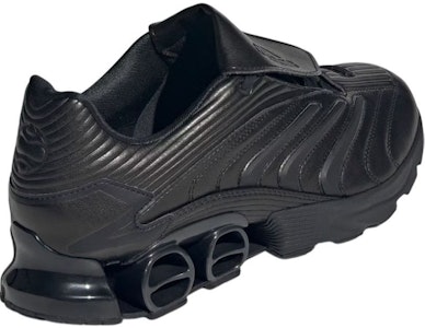 adidas Predator Megaride Hitam Penuh JP7120 Shop adidas Predator Megaride Hitam Penuh JP7120