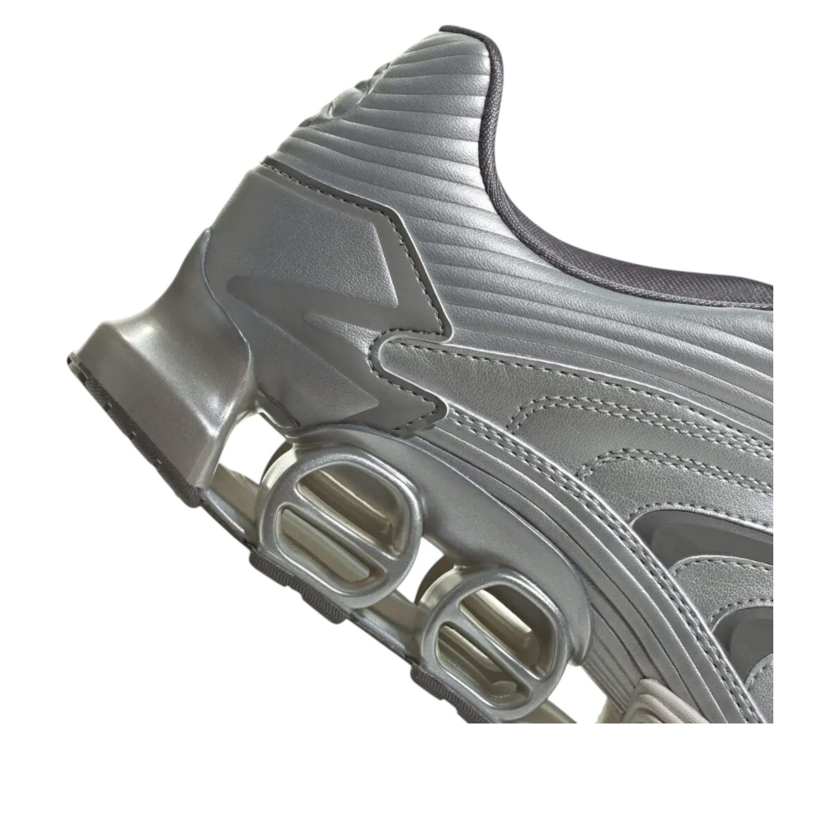 Shop adidas Predator Megaride "銀色金屬" JS1555