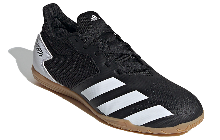 Lookbook adidas Predator 20.4 室內足球鞋 黑白棕