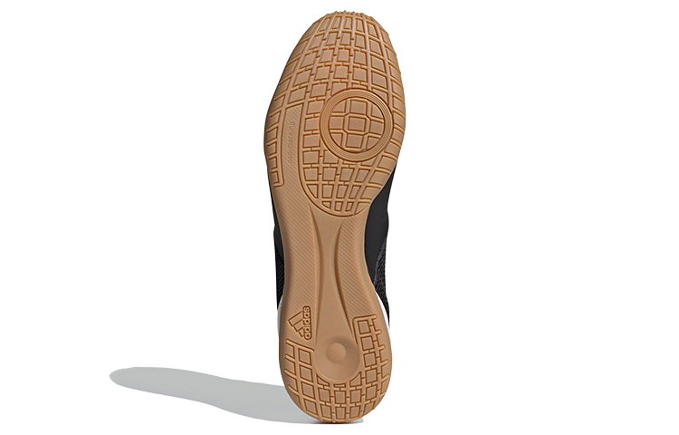 Details for adidas Predator 20.4 室內足球鞋 黑白棕