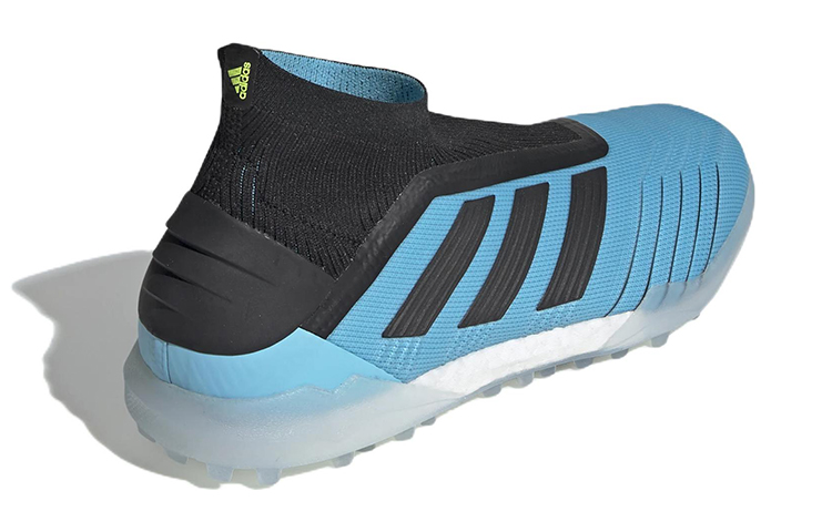 Shop 아디다스 프레데터 19 '블루 블랙' 탄 컬러 출시! F35625